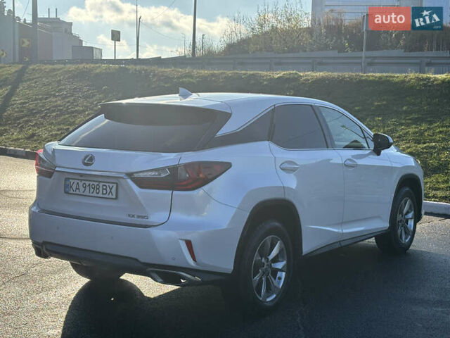 Белый Лексус РХ, объемом двигателя 3.46 л и пробегом 61 тыс. км за 28900 $, фото 3 на Automoto.ua
