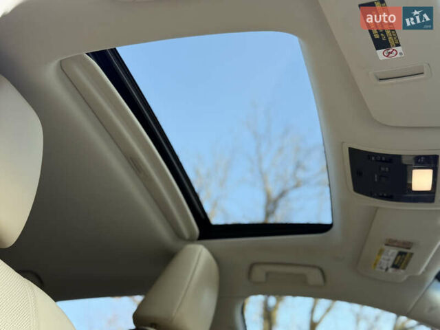 Белый Лексус РХ, объемом двигателя 3.46 л и пробегом 72 тыс. км за 34900 $, фото 29 на Automoto.ua