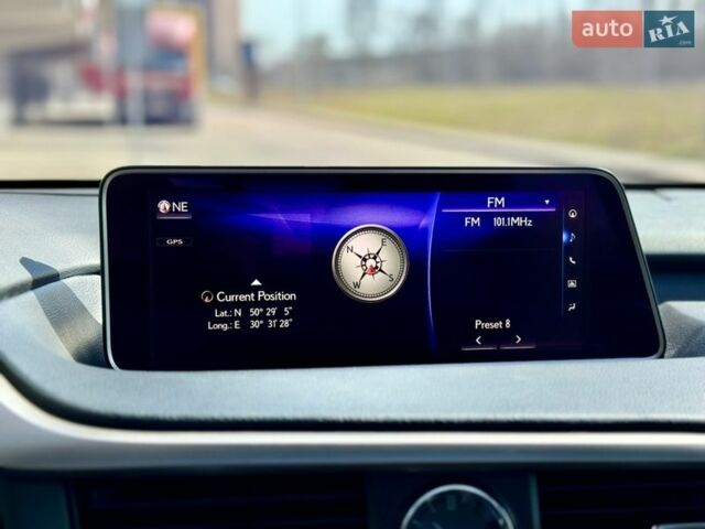 Белый Лексус РХ, объемом двигателя 3.46 л и пробегом 56 тыс. км за 32499 $, фото 14 на Automoto.ua