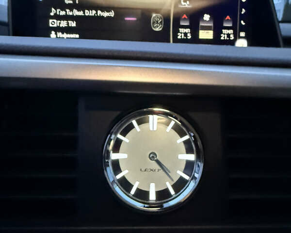 Белый Лексус РХ, объемом двигателя 3.46 л и пробегом 101 тыс. км за 30500 $, фото 17 на Automoto.ua