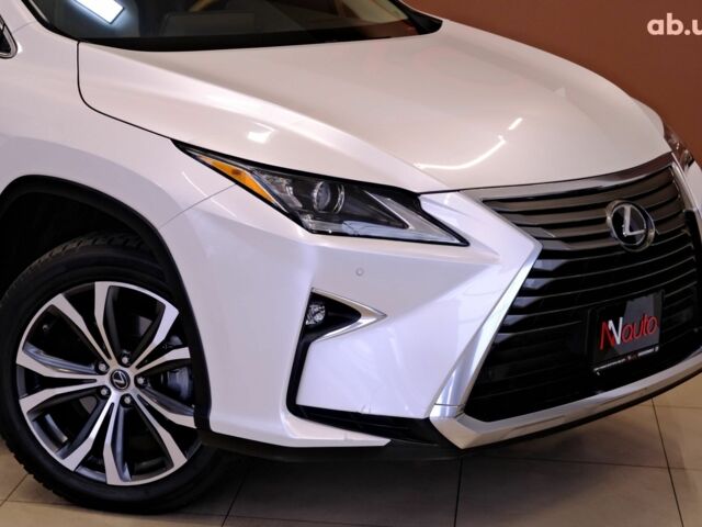 Белый Лексус РХ, объемом двигателя 3.5 л и пробегом 48 тыс. км за 36900 $, фото 2 на Automoto.ua