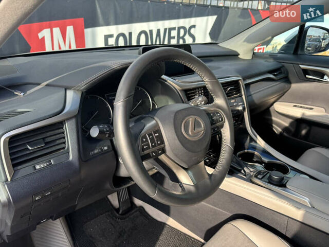 Белый Лексус РХ, объемом двигателя 3.46 л и пробегом 61 тыс. км за 28900 $, фото 6 на Automoto.ua