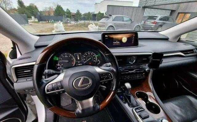 Лексус РХ 2018 в Одессе на Automoto.ua Белый Лексус РХ, объемом двигателя 0 л и пробегом 90 тыс. км за 25000 $, фото 9 на Automoto.ua