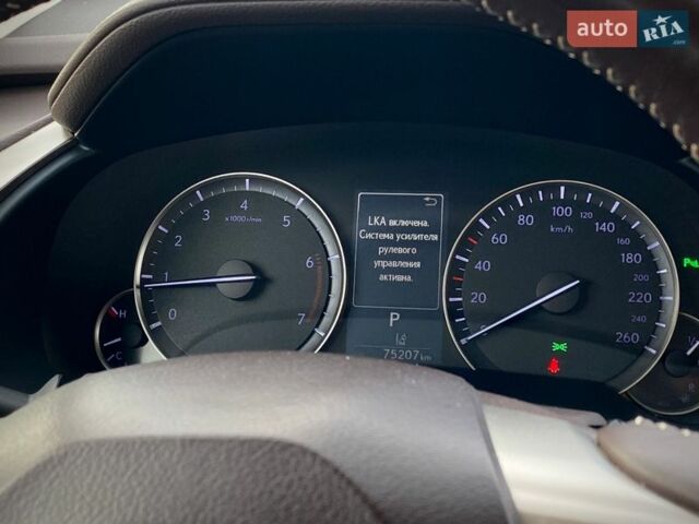 Білий Лексус РХ, об'ємом двигуна 2 л та пробігом 75 тис. км за 38000 $, фото 34 на Automoto.ua