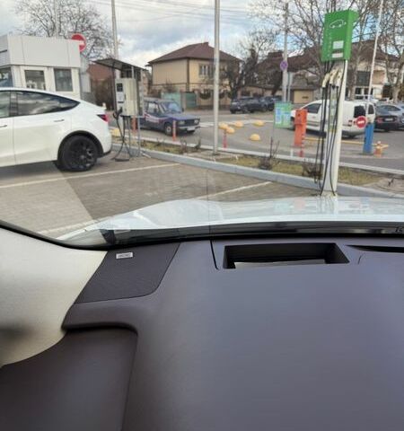 Білий Лексус РХ, об'ємом двигуна 3.46 л та пробігом 77 тис. км за 34000 $, фото 16 на Automoto.ua