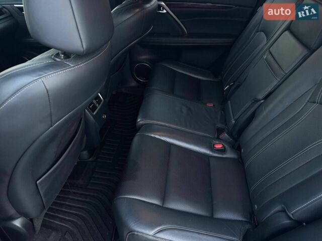 Білий Лексус РХ, об'ємом двигуна 3.46 л та пробігом 68 тис. км за 37000 $, фото 21 на Automoto.ua