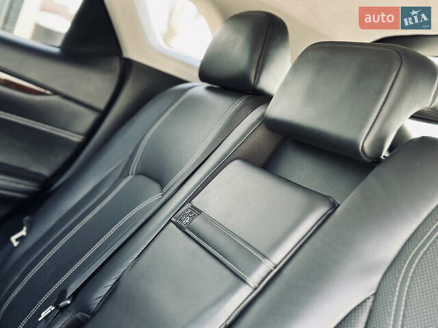 Білий Лексус РХ, об'ємом двигуна 3.46 л та пробігом 125 тис. км за 34000 $, фото 16 на Automoto.ua