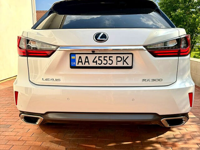 Білий Лексус РХ, об'ємом двигуна 2 л та пробігом 98 тис. км за 35000 $, фото 7 на Automoto.ua