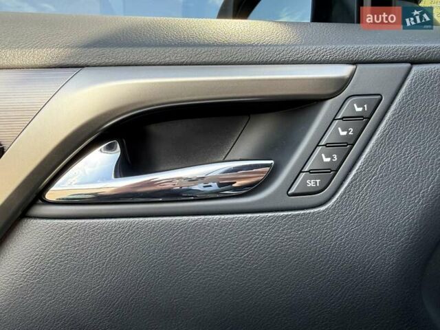 Белый Лексус РХ, объемом двигателя 2 л и пробегом 112 тыс. км за 44000 $, фото 59 на Automoto.ua