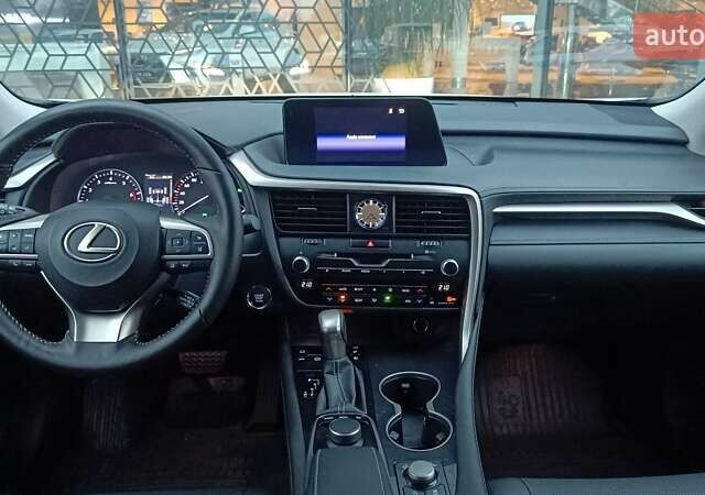 Белый Лексус РХ, объемом двигателя 2 л и пробегом 169 тыс. км за 29468 $, фото 7 на Automoto.ua