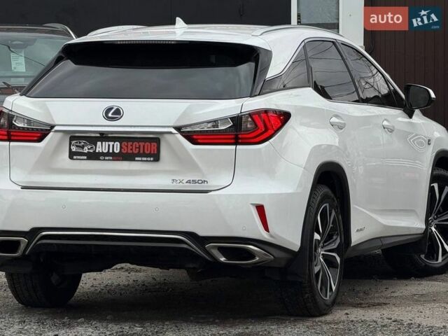 Белый Лексус РХ, объемом двигателя 3.46 л и пробегом 60 тыс. км за 35500 $, фото 16 на Automoto.ua