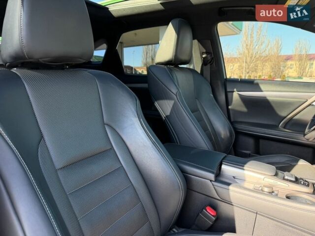 Белый Лексус РХ, объемом двигателя 3.46 л и пробегом 87 тыс. км за 40000 $, фото 17 на Automoto.ua