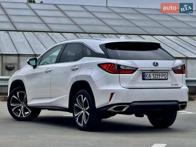 Лексус РХ 2018 в Киеве на Automoto.ua Белый Лексус РХ, объемом двигателя 3.46 л и пробегом 135 тыс. км за 29999 $, фото 16 на Automoto.ua
