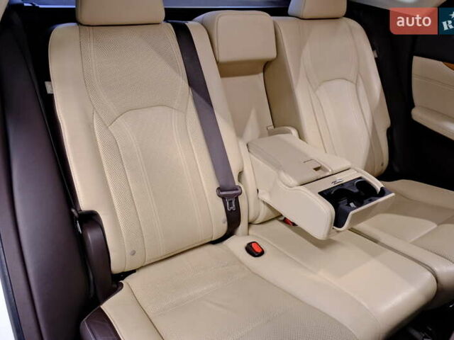 Белый Лексус РХ, объемом двигателя 3.46 л и пробегом 48 тыс. км за 36900 $, фото 42 на Automoto.ua