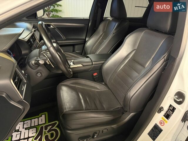 Белый Лексус РХ, объемом двигателя 2 л и пробегом 115 тыс. км за 36999 $, фото 13 на Automoto.ua