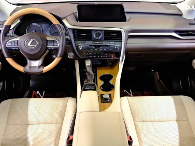 Белый Лексус РХ, объемом двигателя 3.5 л и пробегом 48 тыс. км за 36900 $, фото 6 на Automoto.ua