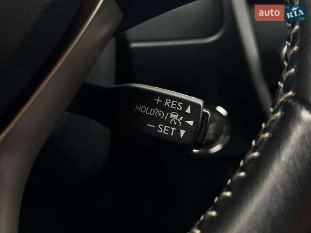 Білий Лексус РХ, об'ємом двигуна 2 л та пробігом 99 тис. км за 36500 $, фото 48 на Automoto.ua