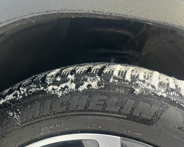 Белый Лексус РХ, объемом двигателя 2 л и пробегом 80 тыс. км за 36000 $, фото 14 на Automoto.ua