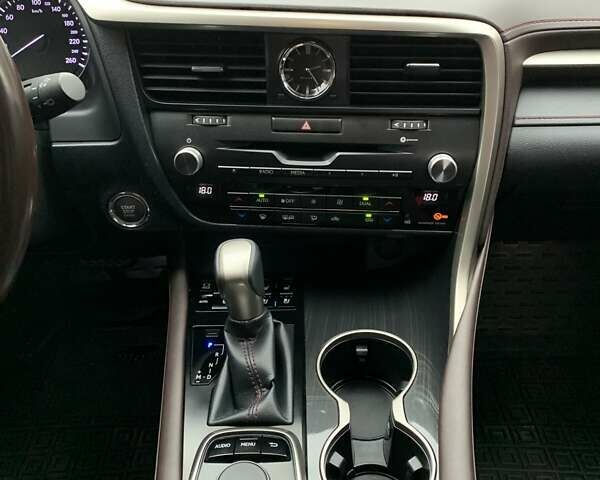 Лексус РХ 2019 у Дніпро (Дніпропетровську) на Automoto.ua Білий Лексус РХ, об'ємом двигуна 3.46 л та пробігом 122 тис. км за 38999 $, фото 58 на Automoto.ua