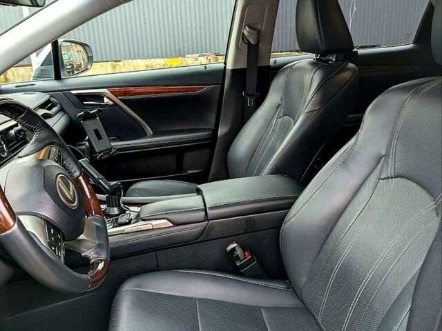 Белый Лексус РХ, объемом двигателя 3.5 л и пробегом 57 тыс. км за 42200 $, фото 8 на Automoto.ua