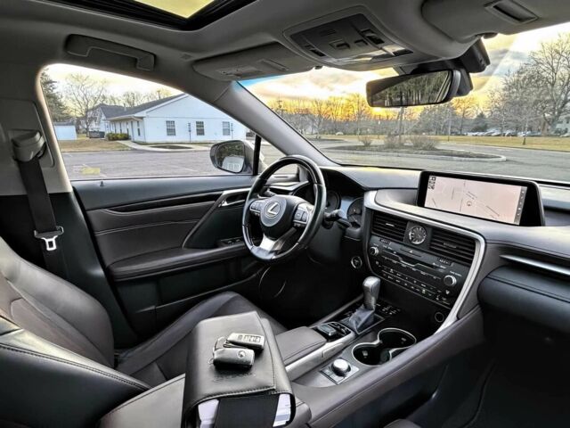 Белый Лексус РХ, объемом двигателя 3.5 л и пробегом 33 тыс. км за 30000 $, фото 9 на Automoto.ua