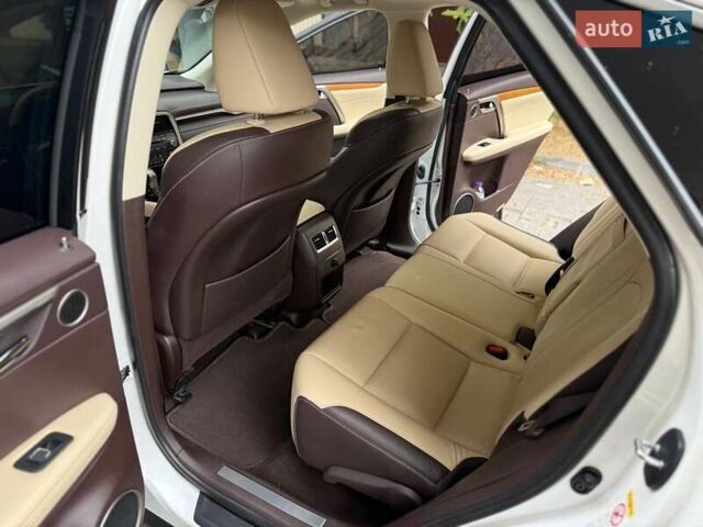 Білий Лексус РХ, об'ємом двигуна 3.46 л та пробігом 87 тис. км за 37000 $, фото 18 на Automoto.ua