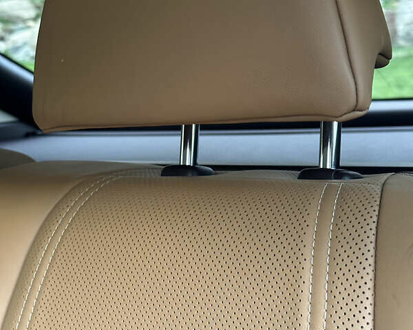 Белый Лексус РХ, объемом двигателя 2 л и пробегом 68 тыс. км за 41000 $, фото 22 на Automoto.ua