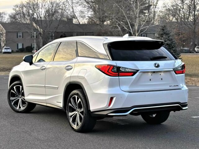 Белый Лексус РХ, объемом двигателя 3.5 л и пробегом 33 тыс. км за 30000 $, фото 4 на Automoto.ua