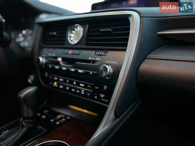 Білий Лексус РХ, об'ємом двигуна 3.5 л та пробігом 118 тис. км за 41777 $, фото 11 на Automoto.ua