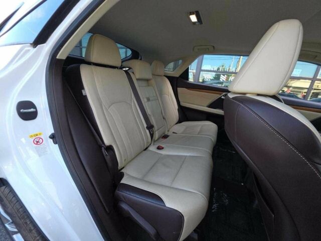 Белый Лексус РХ, объемом двигателя 0 л и пробегом 45 тыс. км за 28000 $, фото 4 на Automoto.ua