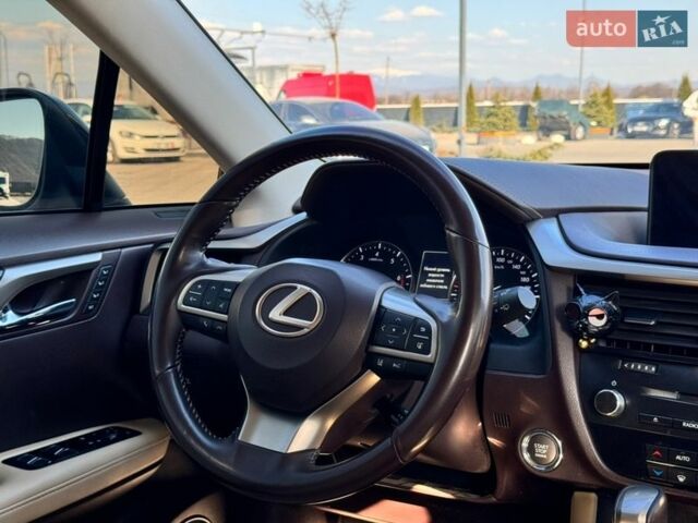 Белый Лексус РХ, объемом двигателя 2 л и пробегом 48 тыс. км за 43000 $, фото 14 на Automoto.ua