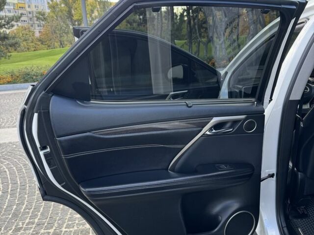 Білий Лексус РХ, об'ємом двигуна 3.5 л та пробігом 60 тис. км за 41000 $, фото 8 на Automoto.ua