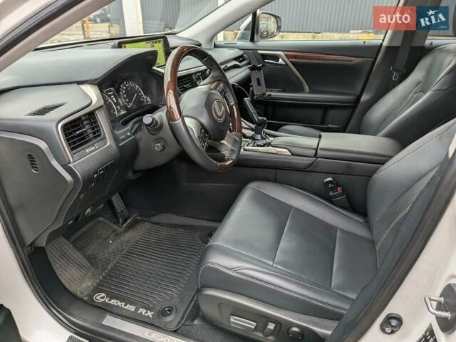 Белый Лексус РХ, объемом двигателя 3.46 л и пробегом 57 тыс. км за 42900 $, фото 32 на Automoto.ua