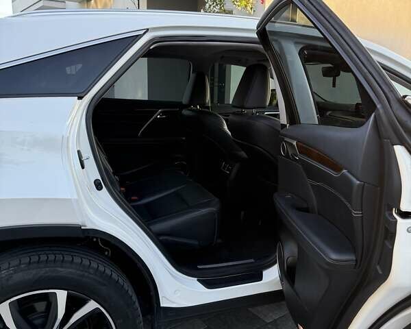 Белый Лексус РХ, объемом двигателя 3.46 л и пробегом 55 тыс. км за 35999 $, фото 7 на Automoto.ua