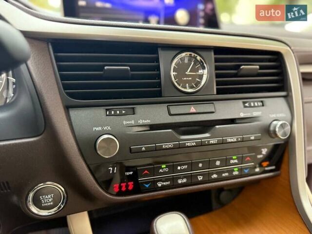 Білий Лексус РХ, об'ємом двигуна 3.46 л та пробігом 87 тис. км за 37000 $, фото 24 на Automoto.ua