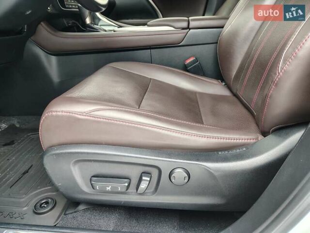 Белый Лексус РХ, объемом двигателя 2 л и пробегом 85 тыс. км за 43200 $, фото 27 на Automoto.ua