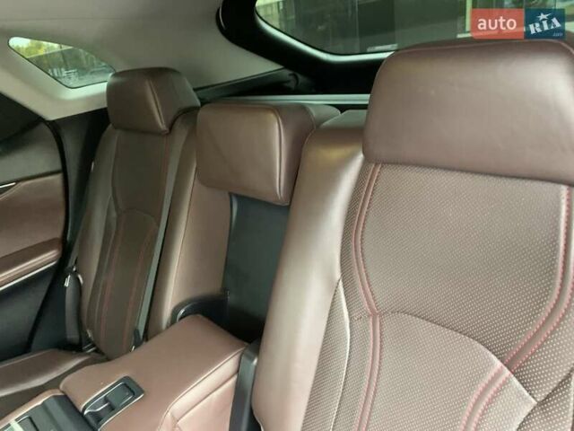 Лексус РХ 2019 у Дніпро (Дніпропетровську) на Automoto.ua Білий Лексус РХ, об'ємом двигуна 3.46 л та пробігом 122 тис. км за 38999 $, фото 44 на Automoto.ua