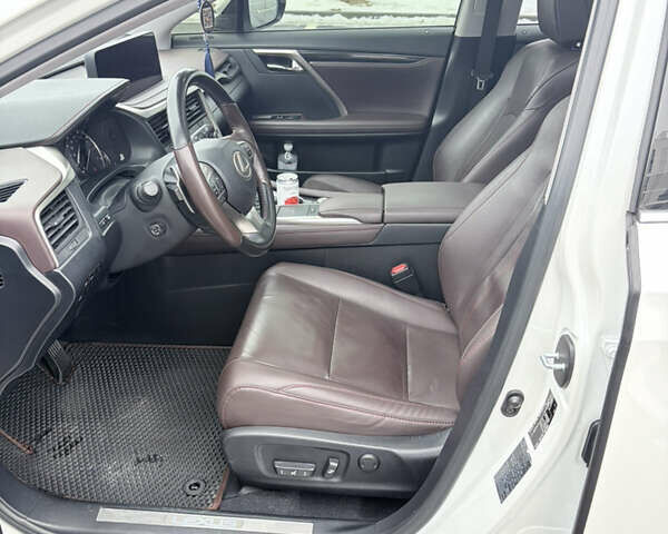 Белый Лексус РХ, объемом двигателя 3.46 л и пробегом 71 тыс. км за 53000 $, фото 24 на Automoto.ua