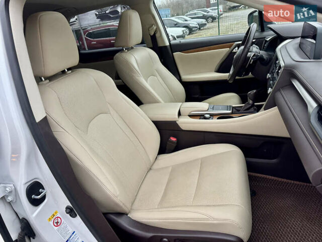 Белый Лексус РХ, объемом двигателя 3.5 л и пробегом 89 тыс. км за 39500 $, фото 13 на Automoto.ua