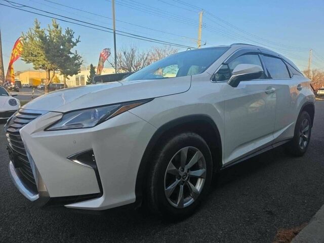 Белый Лексус РХ, объемом двигателя 0 л и пробегом 45 тыс. км за 28000 $, фото 1 на Automoto.ua