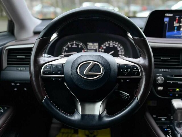 Белый Лексус РХ, объемом двигателя 2 л и пробегом 72 тыс. км за 46900 $, фото 9 на Automoto.ua