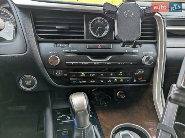 Белый Лексус РХ, объемом двигателя 3.46 л и пробегом 57 тыс. км за 42900 $, фото 22 на Automoto.ua