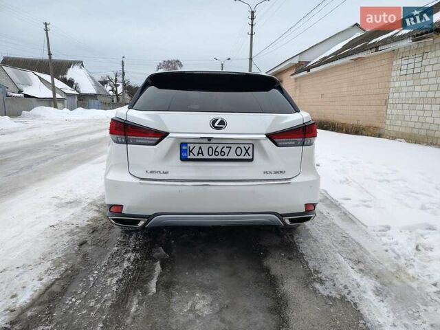 Белый Лексус РХ, объемом двигателя 2 л и пробегом 85 тыс. км за 43200 $, фото 4 на Automoto.ua