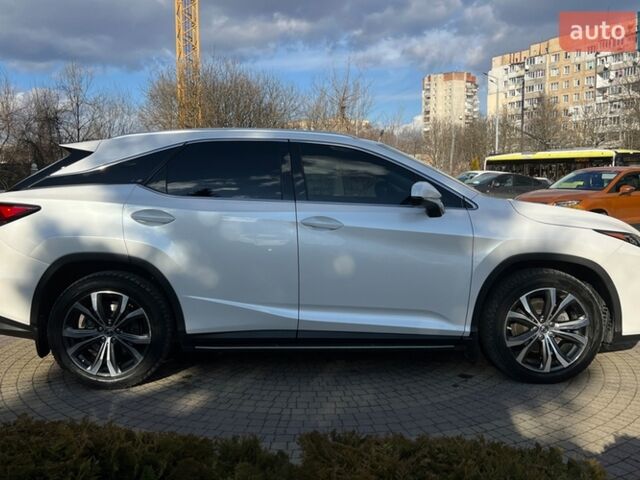 Белый Лексус РХ, объемом двигателя 2 л и пробегом 70 тыс. км за 47900 $, фото 8 на Automoto.ua