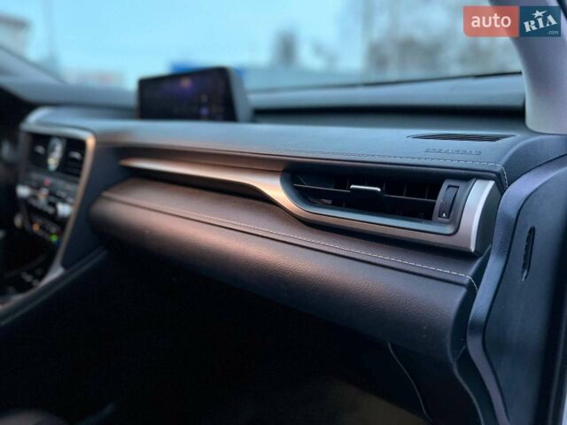 Білий Лексус РХ, об'ємом двигуна 3.5 л та пробігом 118 тис. км за 41777 $, фото 13 на Automoto.ua
