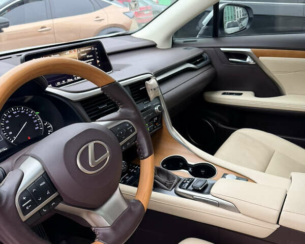 Белый Лексус РХ, объемом двигателя 3.46 л и пробегом 70 тыс. км за 36000 $, фото 17 на Automoto.ua