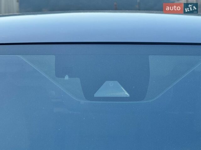 Белый Лексус РХ, объемом двигателя 2 л и пробегом 48 тыс. км за 43000 $, фото 11 на Automoto.ua