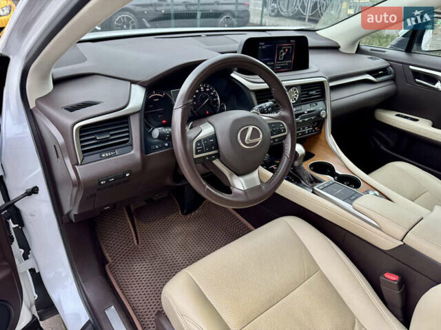 Белый Лексус РХ, объемом двигателя 3.5 л и пробегом 89 тыс. км за 39500 $, фото 35 на Automoto.ua