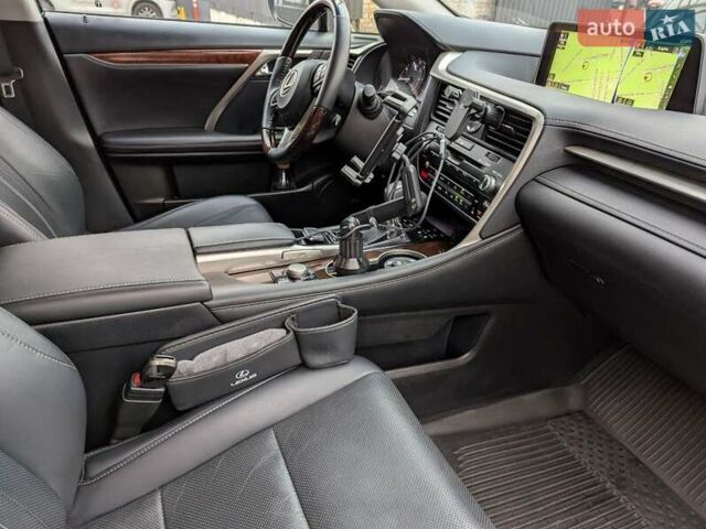 Белый Лексус РХ, объемом двигателя 3.46 л и пробегом 57 тыс. км за 42900 $, фото 20 на Automoto.ua