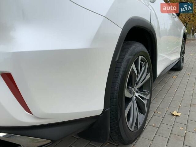 Лексус РХ 2019 у Дніпро (Дніпропетровську) на Automoto.ua Білий Лексус РХ, об'ємом двигуна 3.46 л та пробігом 122 тис. км за 38999 $, фото 24 на Automoto.ua